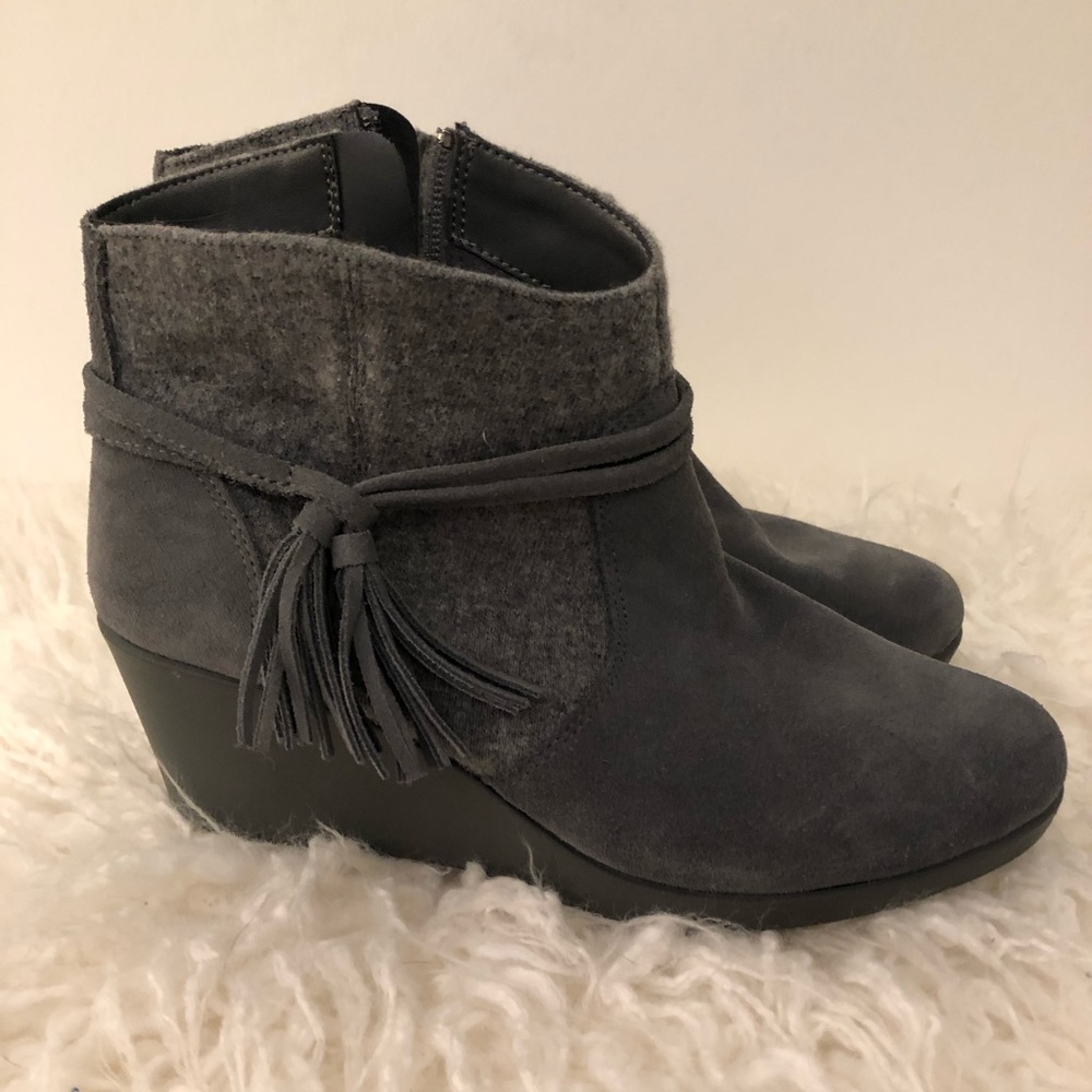 Croc booties